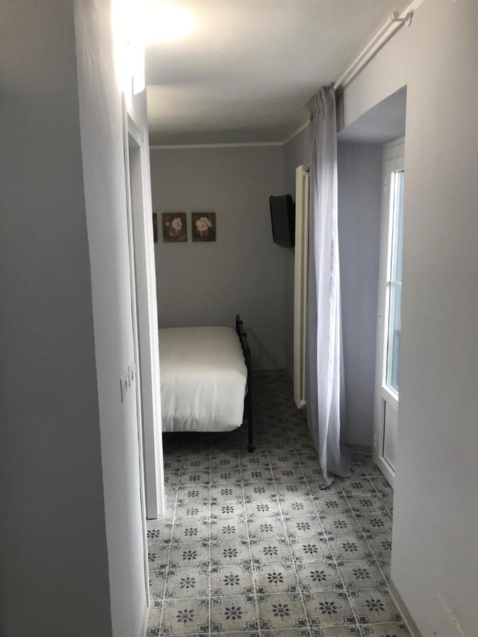 Azzurrino Apartment มิลาน ภายนอก รูปภาพ